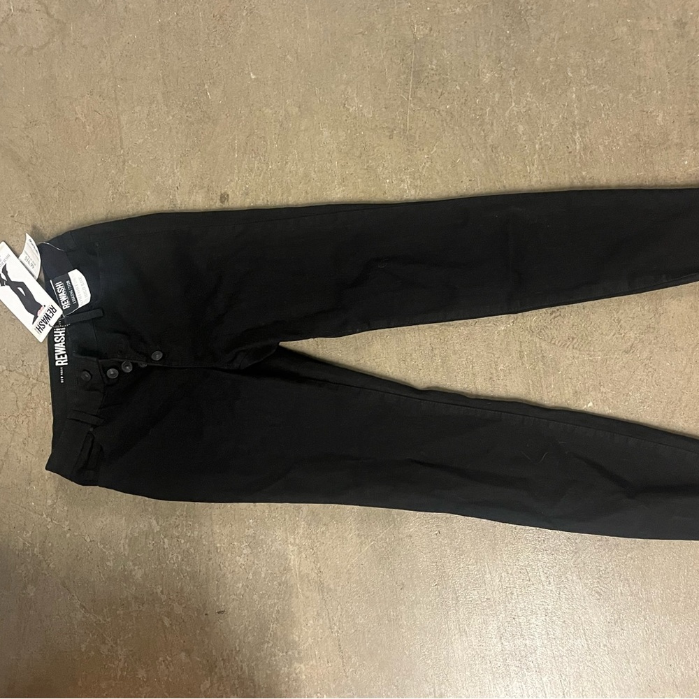 Size 7 soft rewash jeans 5 button